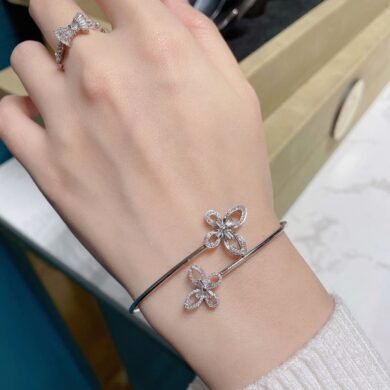 Diamond Bracelet 0.32 Cts in 18k Gold Jewelry - Image 3