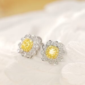 Diamond Earring 0.28 Cts in 18k Gold Jewelry
