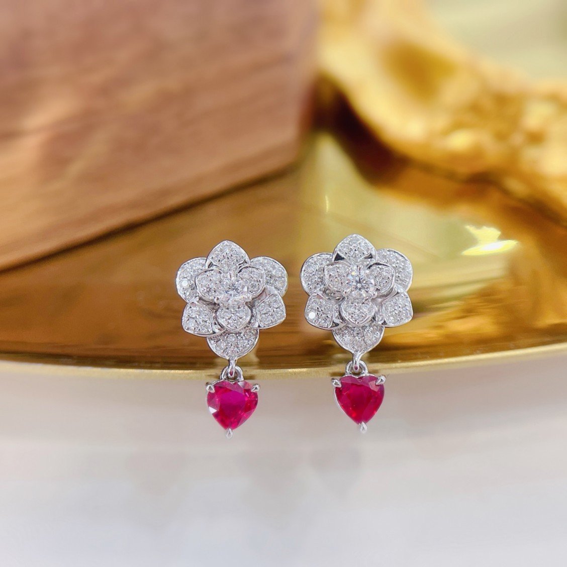 Ruby Earring 0.57 Cts in 18k Gold Jewelry