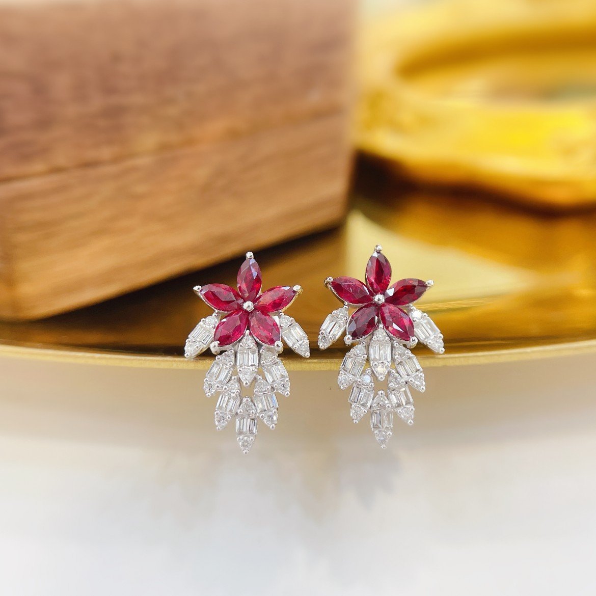 Ruby Earring 0.96 Cts in 18k Gold Jewelry