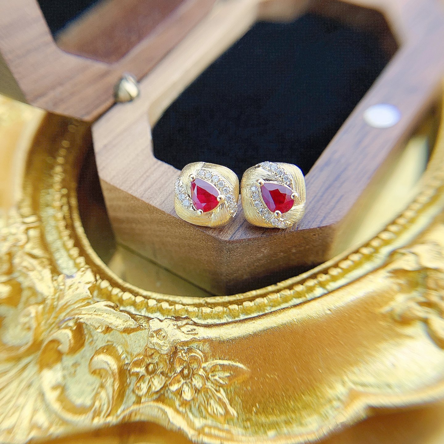 Ruby Earring 0.48 Cts in 18k Gold Jewelry