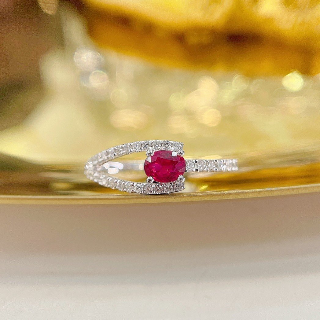 Ruby Ring 0.37 Cts in 18k Gold Jewelry