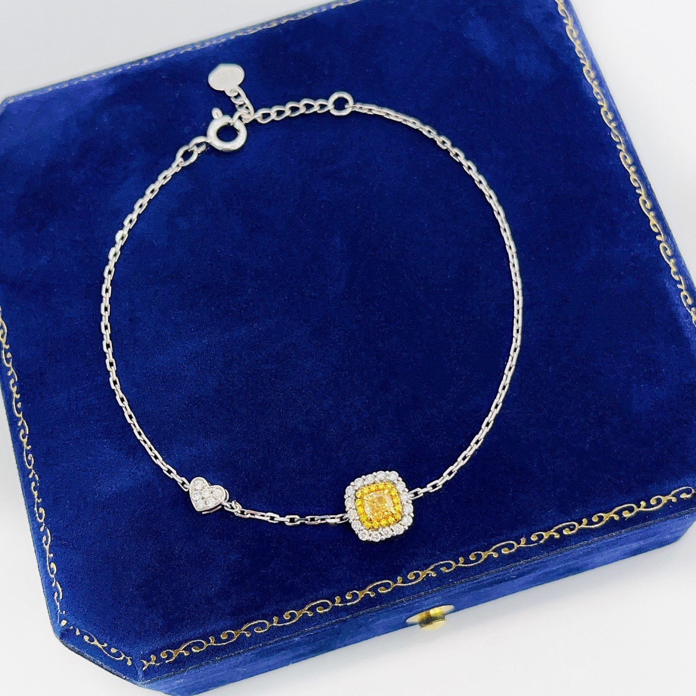 Diamond Bracelet 0.26 Cts in 18k Gold Jewelry