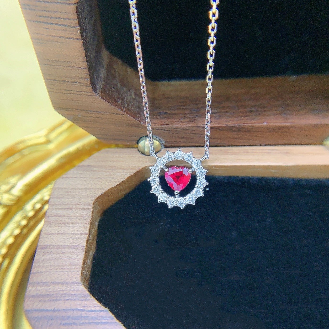 Ruby Pendant 0.29 Cts in 18k Gold Jewelry