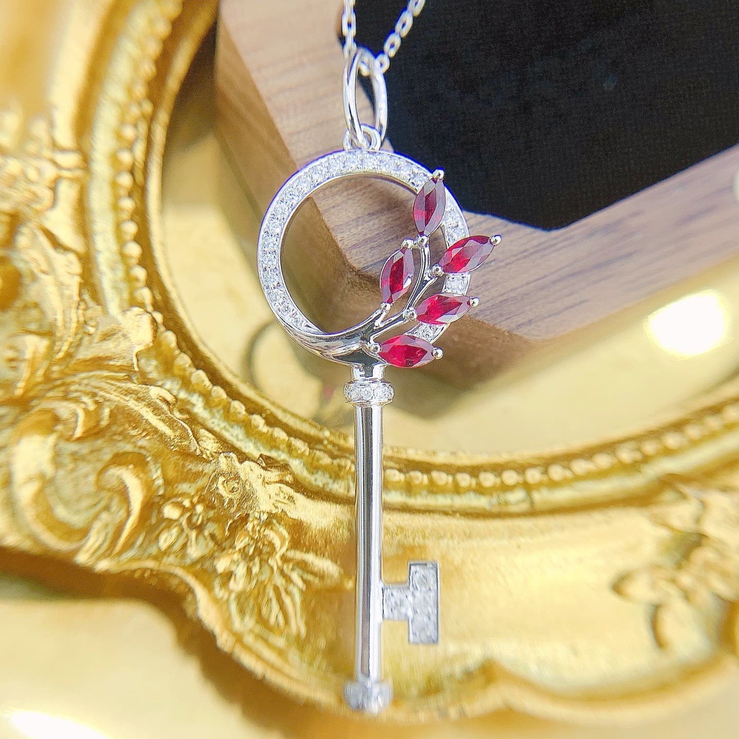 Ruby Pendant 0.50 Cts in 18k Gold Jewelry