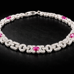 Elegant silver bracelet with pink gemstones